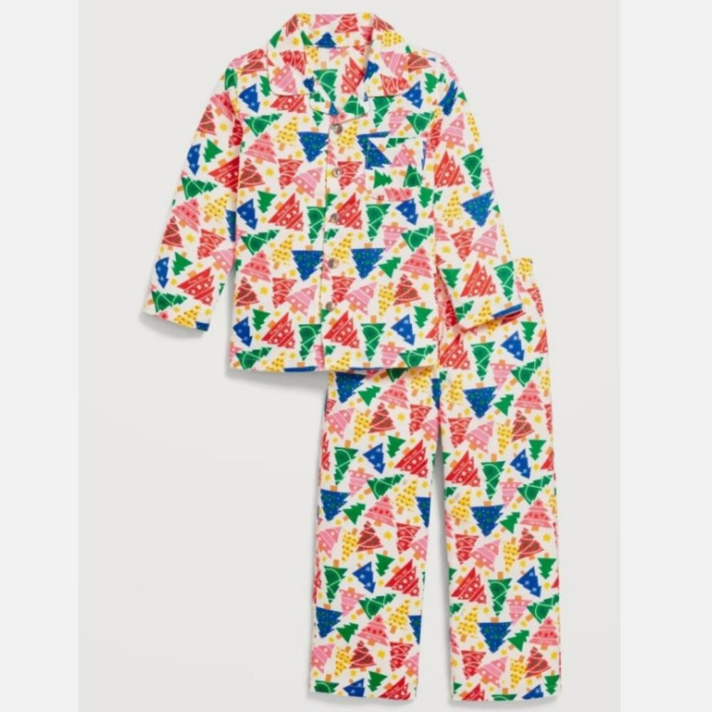 NWT. OLD NAVY Baby Unisex Christmas Trees Printed Pajama Set - Picture 2 of 3